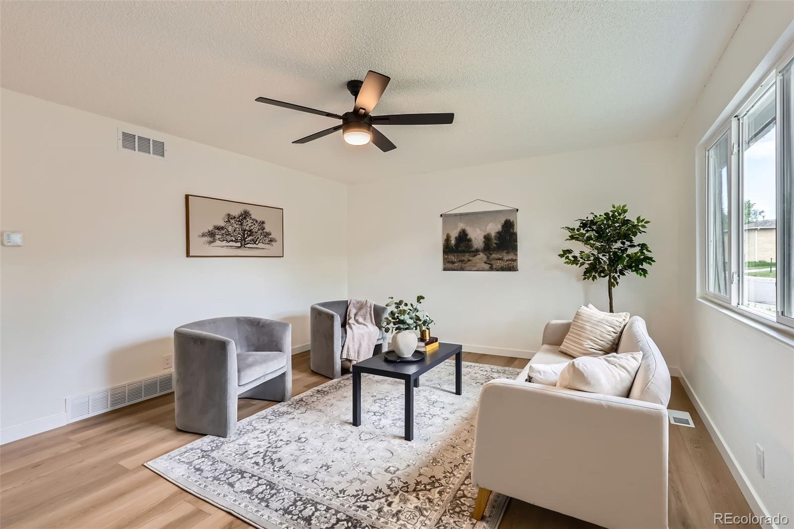 MLS Image #4 for 14317  olmsted drive,denver, Colorado