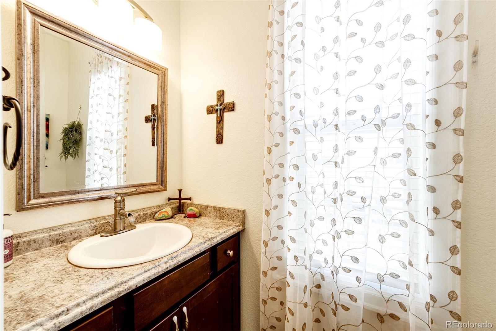 MLS Image #13 for 59466 e commanche way,strasburg, Colorado