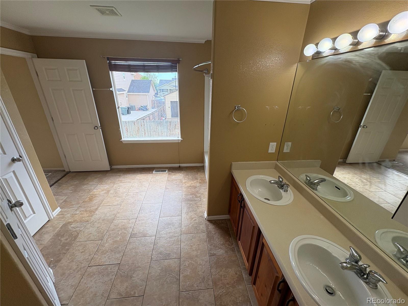 MLS Image #11 for 11304  niagara street,thornton, Colorado