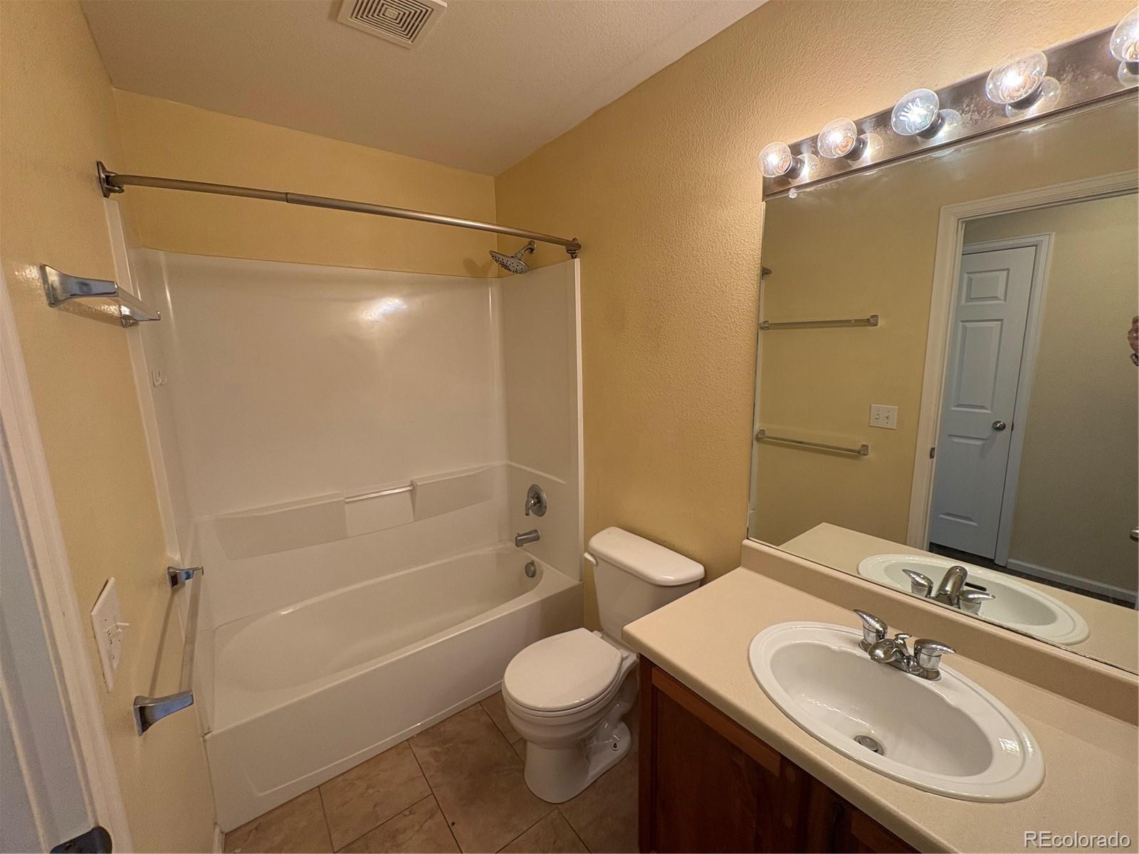 MLS Image #13 for 11304  niagara street,thornton, Colorado
