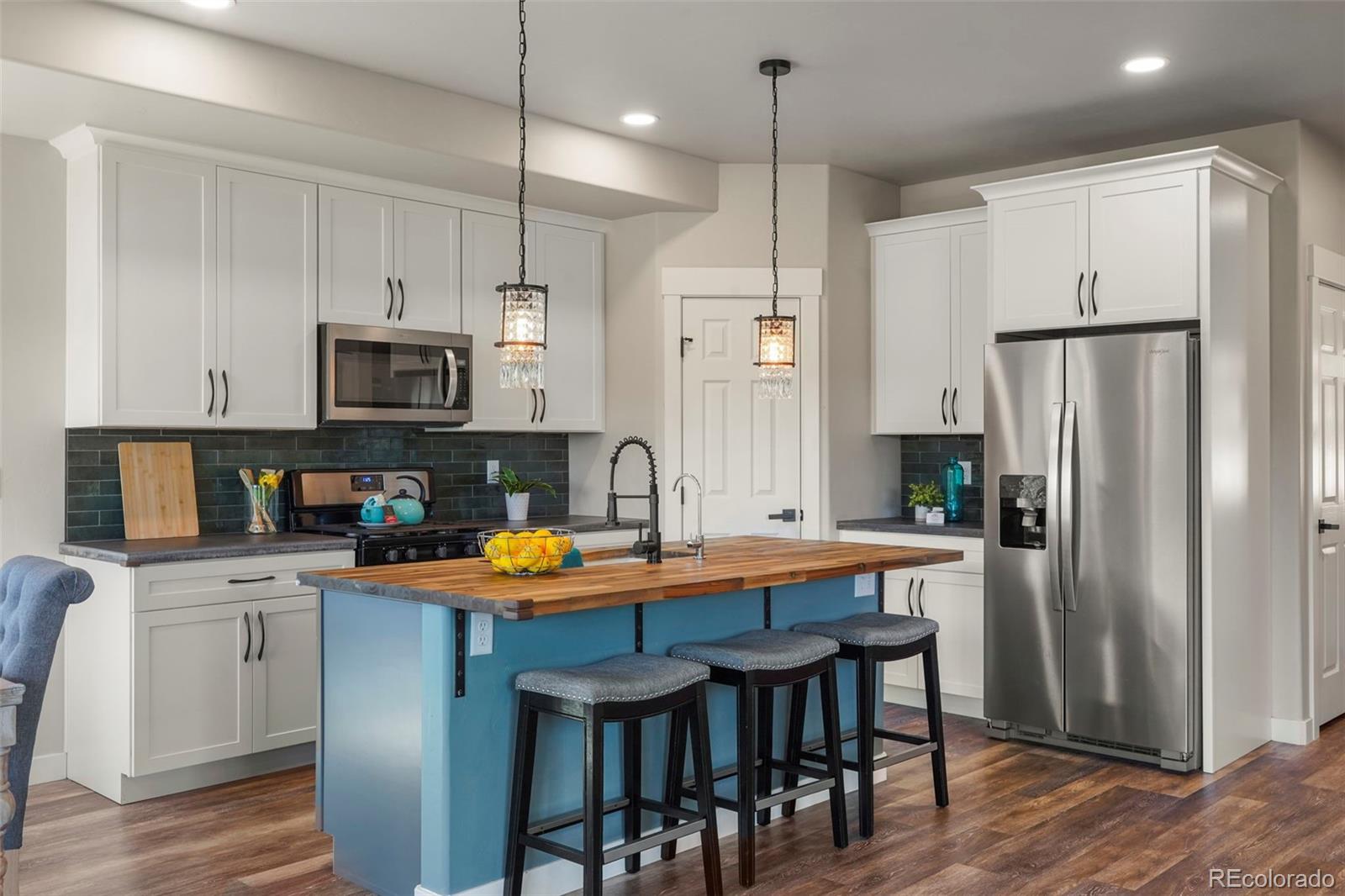 MLS Image #3 for 364  phoebus drive,florissant, Colorado