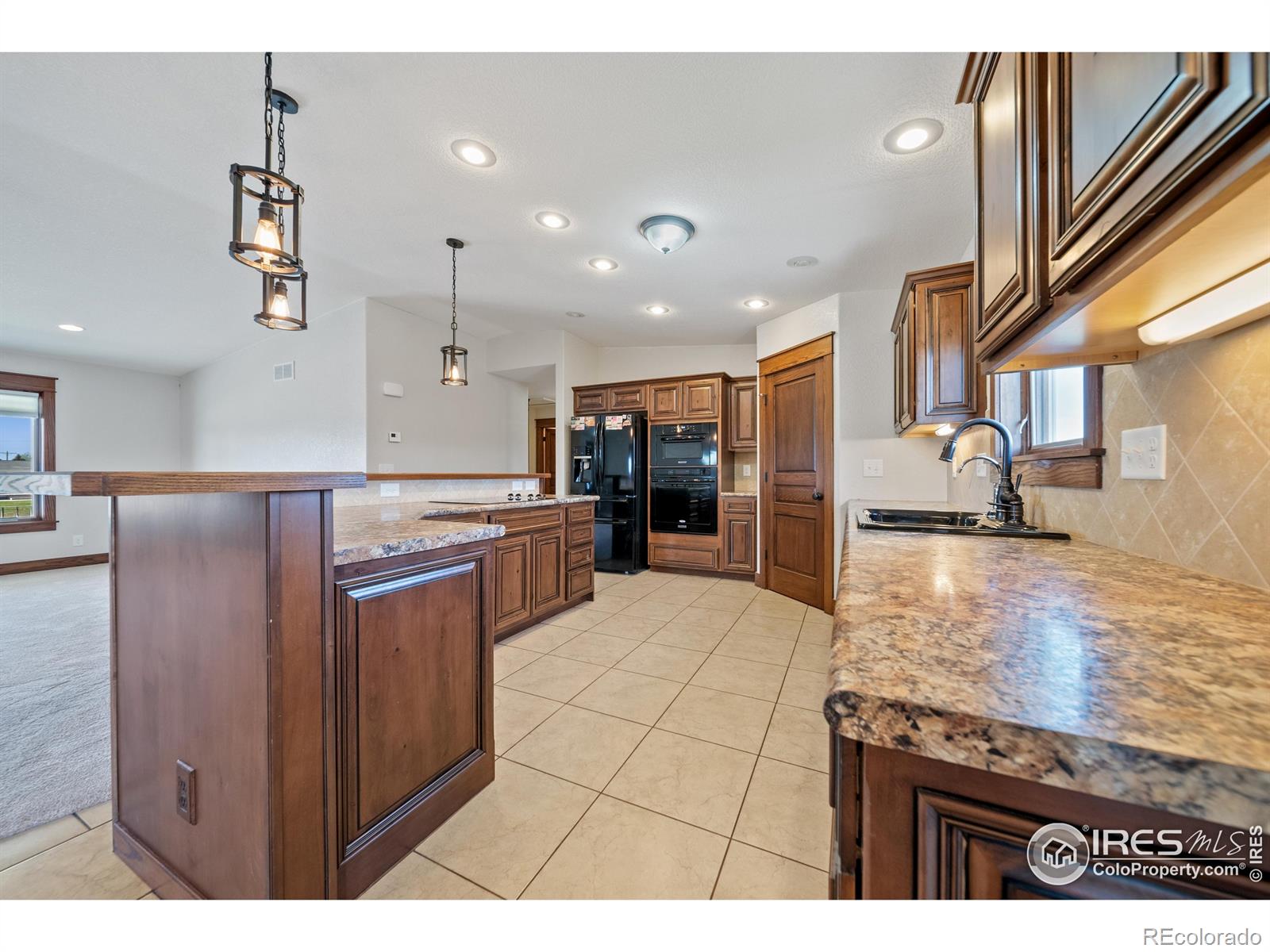 MLS Image #12 for 523 w 10th street,akron, Colorado