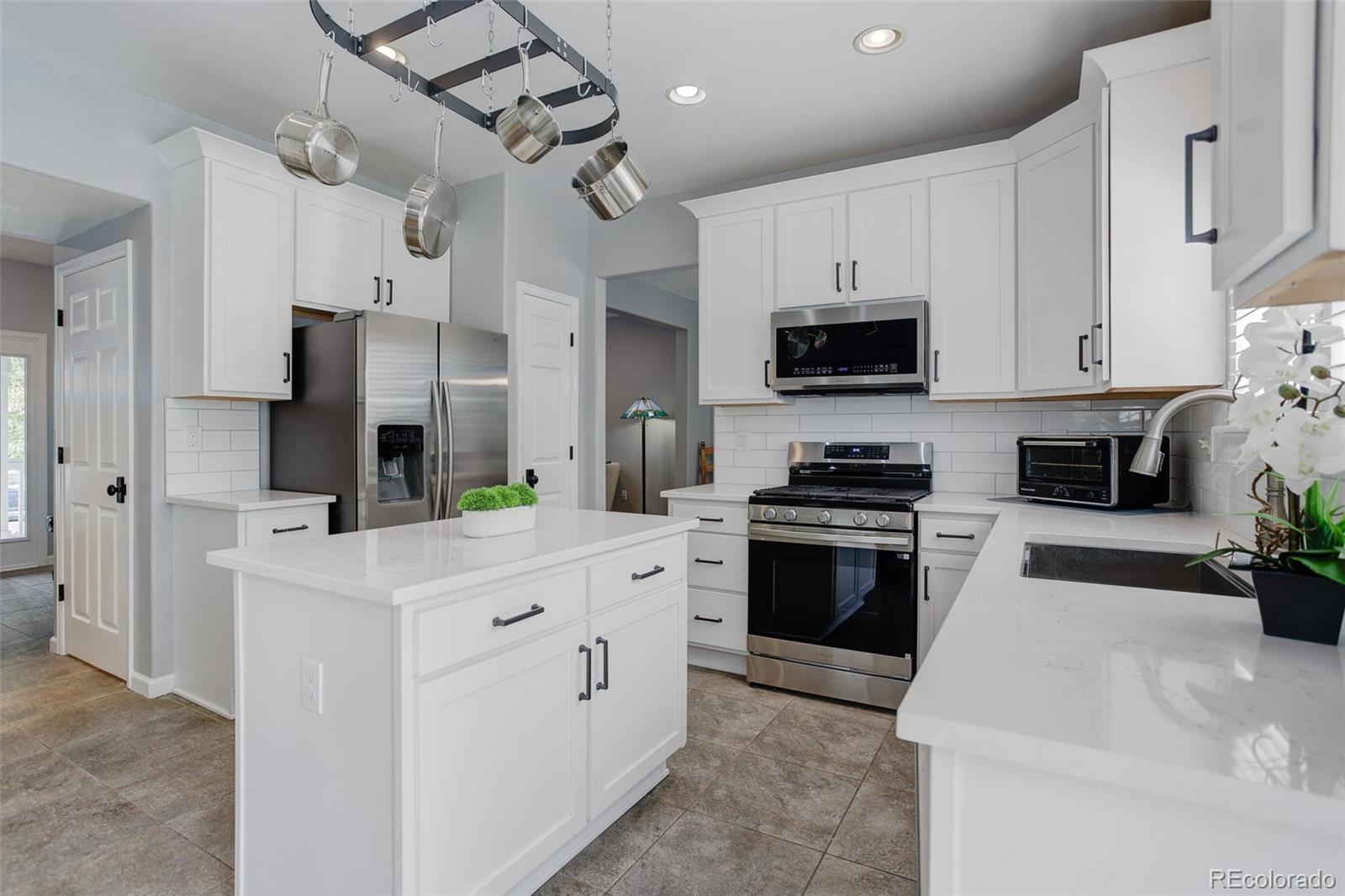 MLS Image #12 for 9954  heywood street,highlands ranch, Colorado