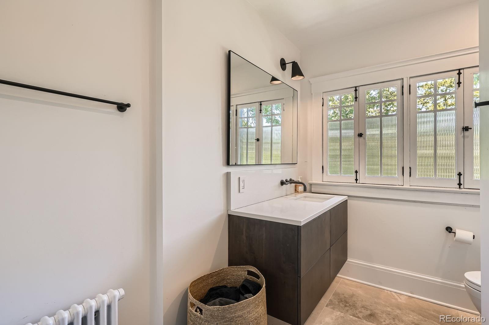 MLS Image #18 for 785  fillmore street,denver, Colorado