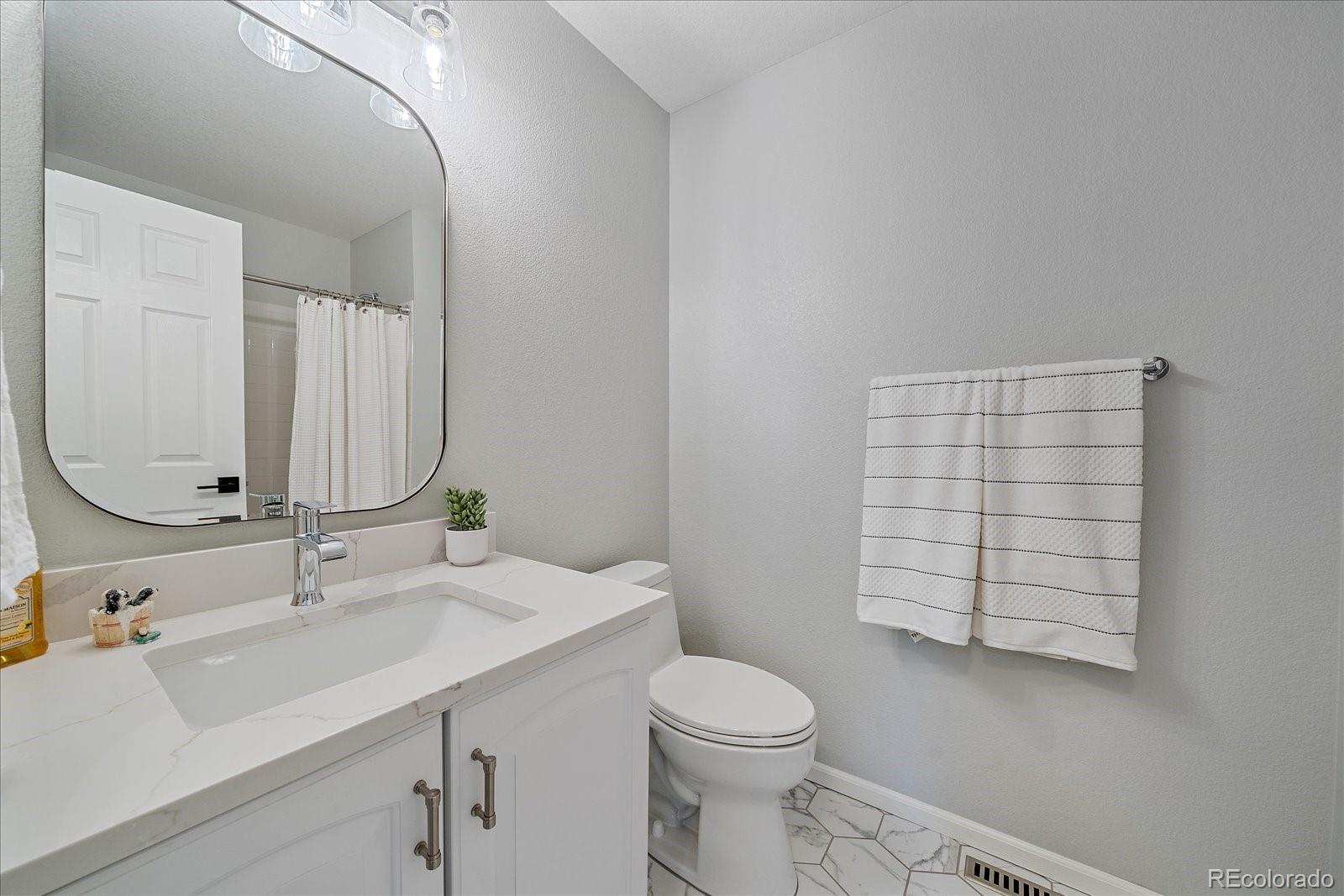 MLS Image #28 for 3860  mallard drive,highlands ranch, Colorado