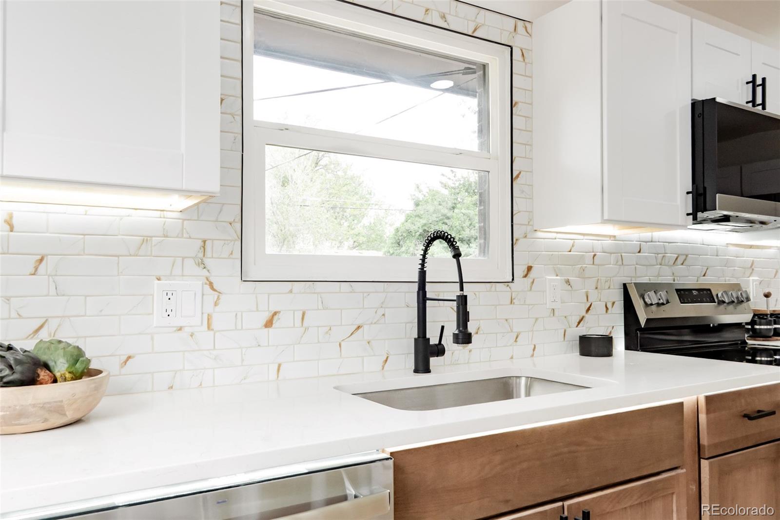 MLS Image #5 for 1617 s quitman street,denver, Colorado