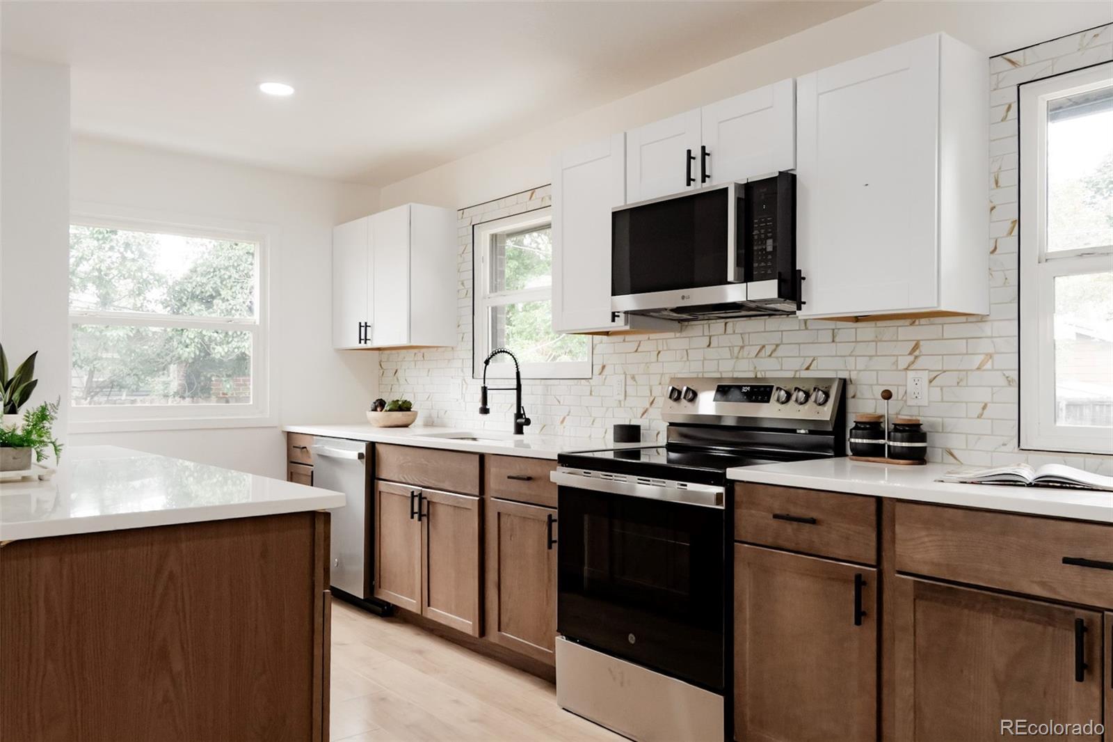 MLS Image #7 for 1617 s quitman street,denver, Colorado