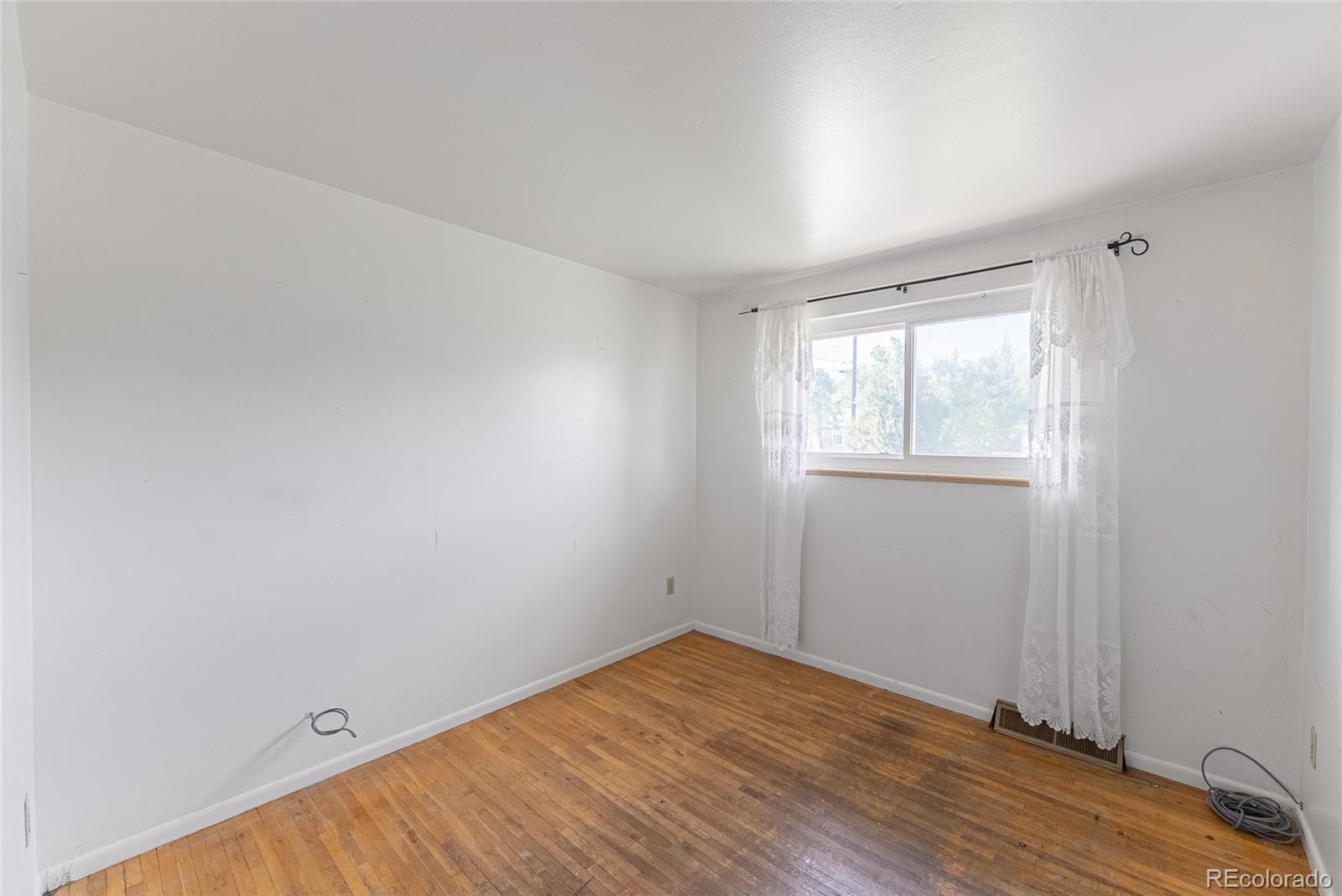 MLS Image #15 for 2630 w asbury avenue,denver, Colorado