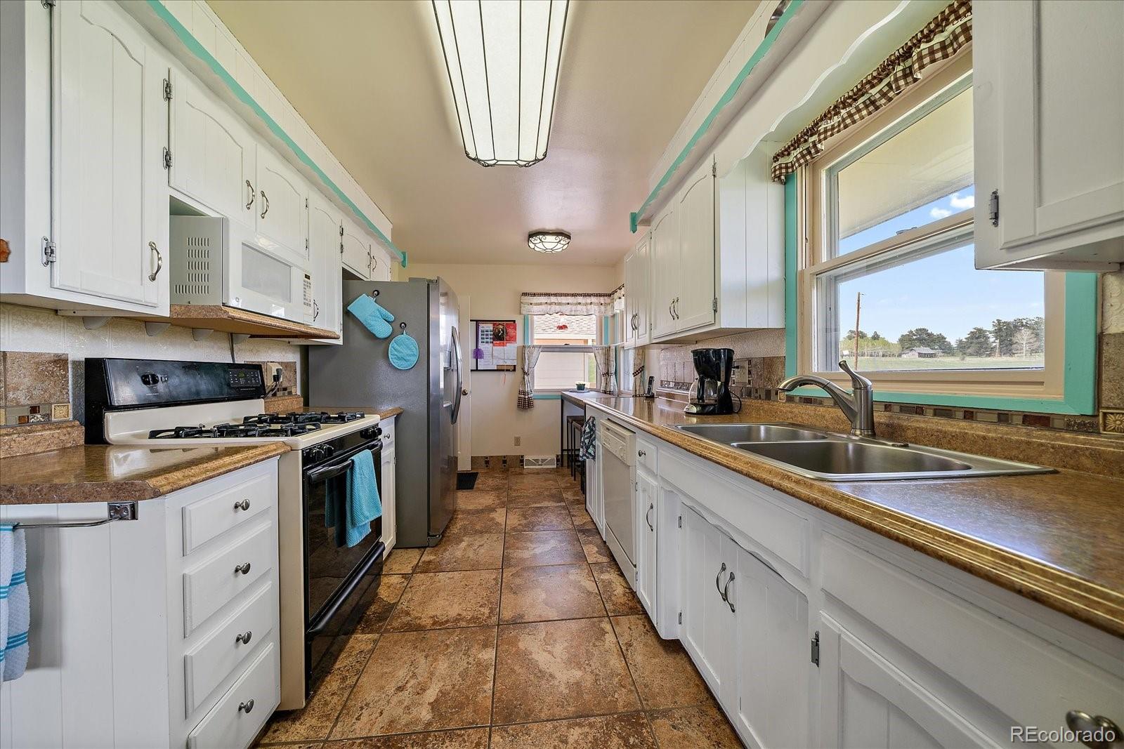 MLS Image #12 for 11173  emerald lane,conifer, Colorado