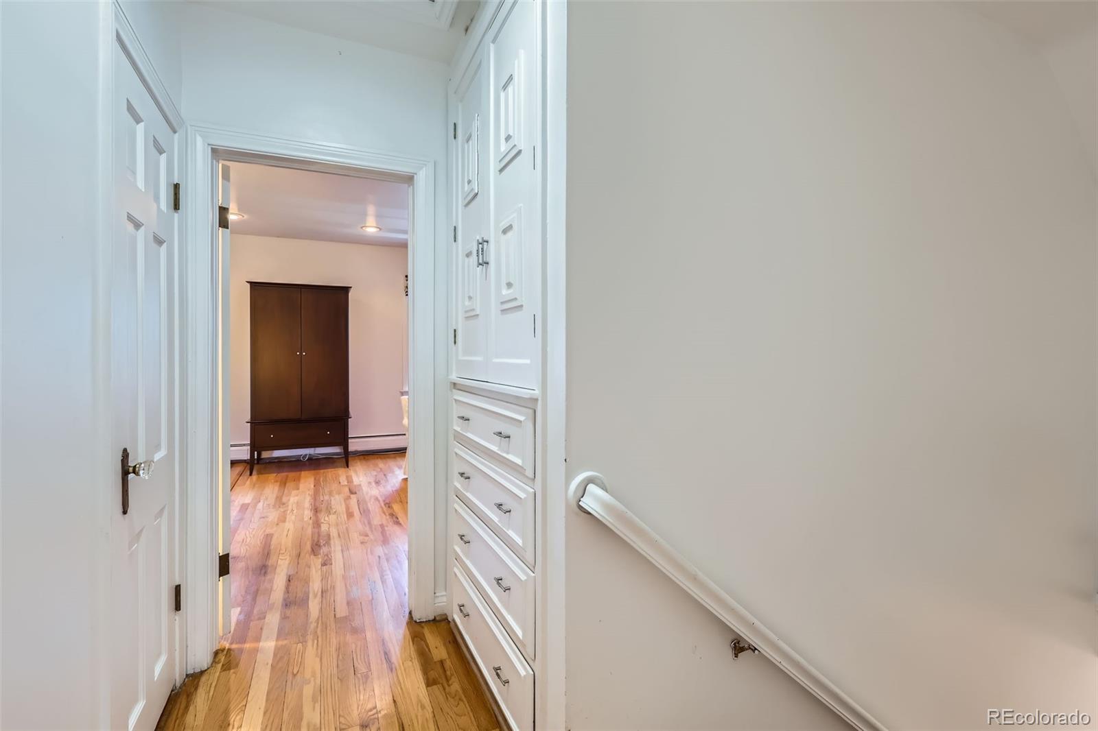 MLS Image #19 for 824 s medea way,denver, Colorado