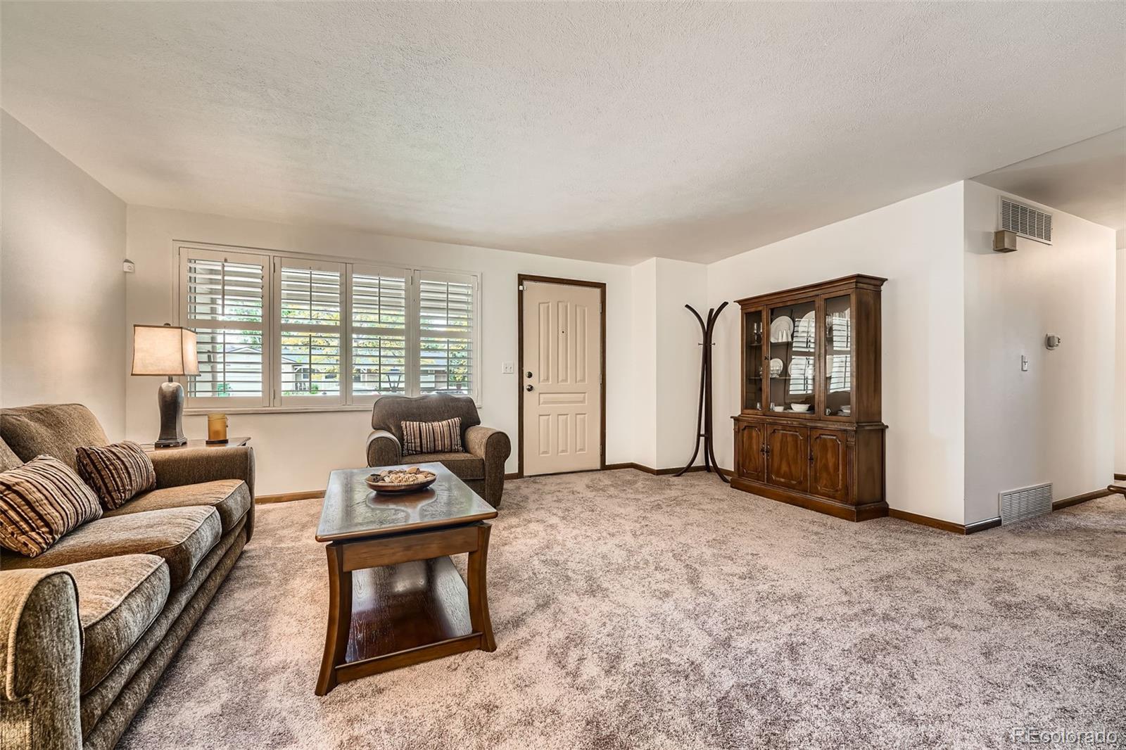 MLS Image #5 for 678 s oswego court,aurora, Colorado