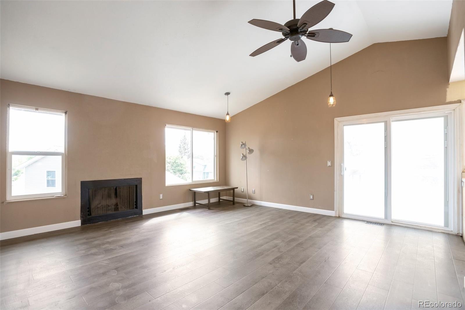 MLS Image #2 for 18950 e kent circle,aurora, Colorado