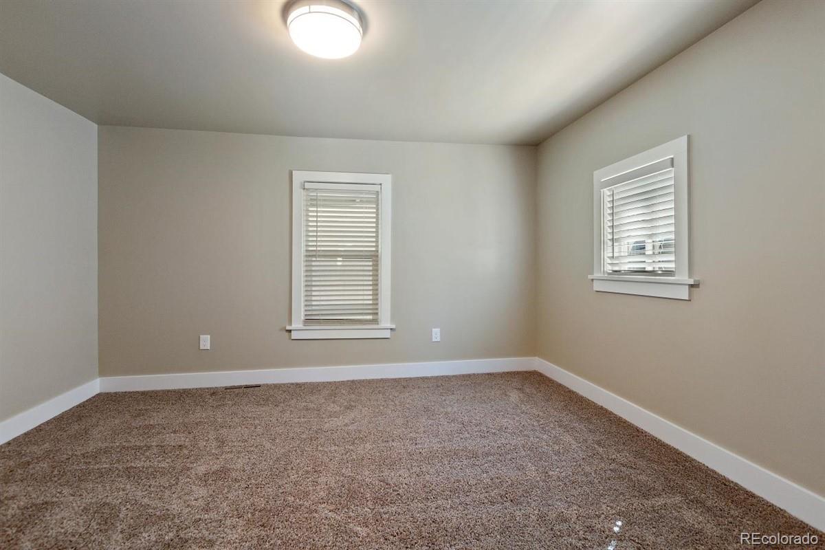 MLS Image #9 for 915 n irving street,denver, Colorado