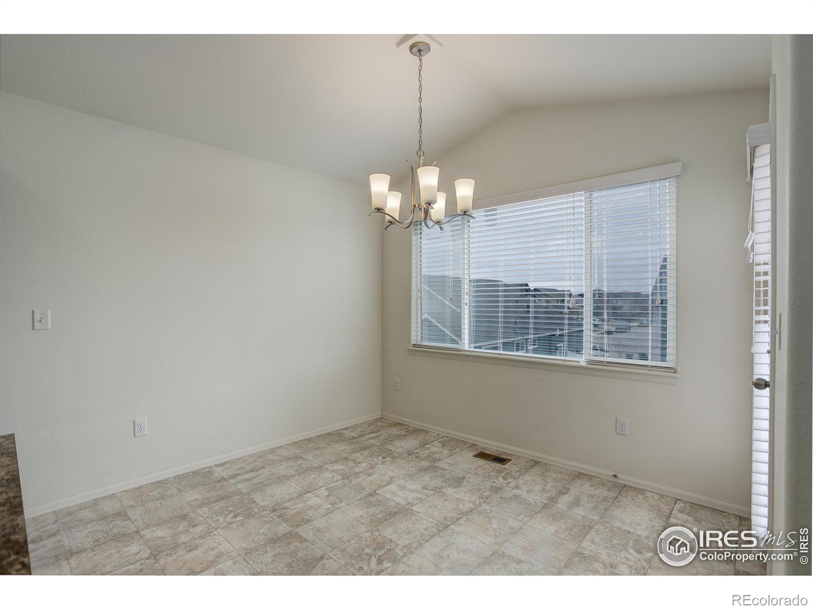 MLS Image #13 for 1540  murrlet street,berthoud, Colorado