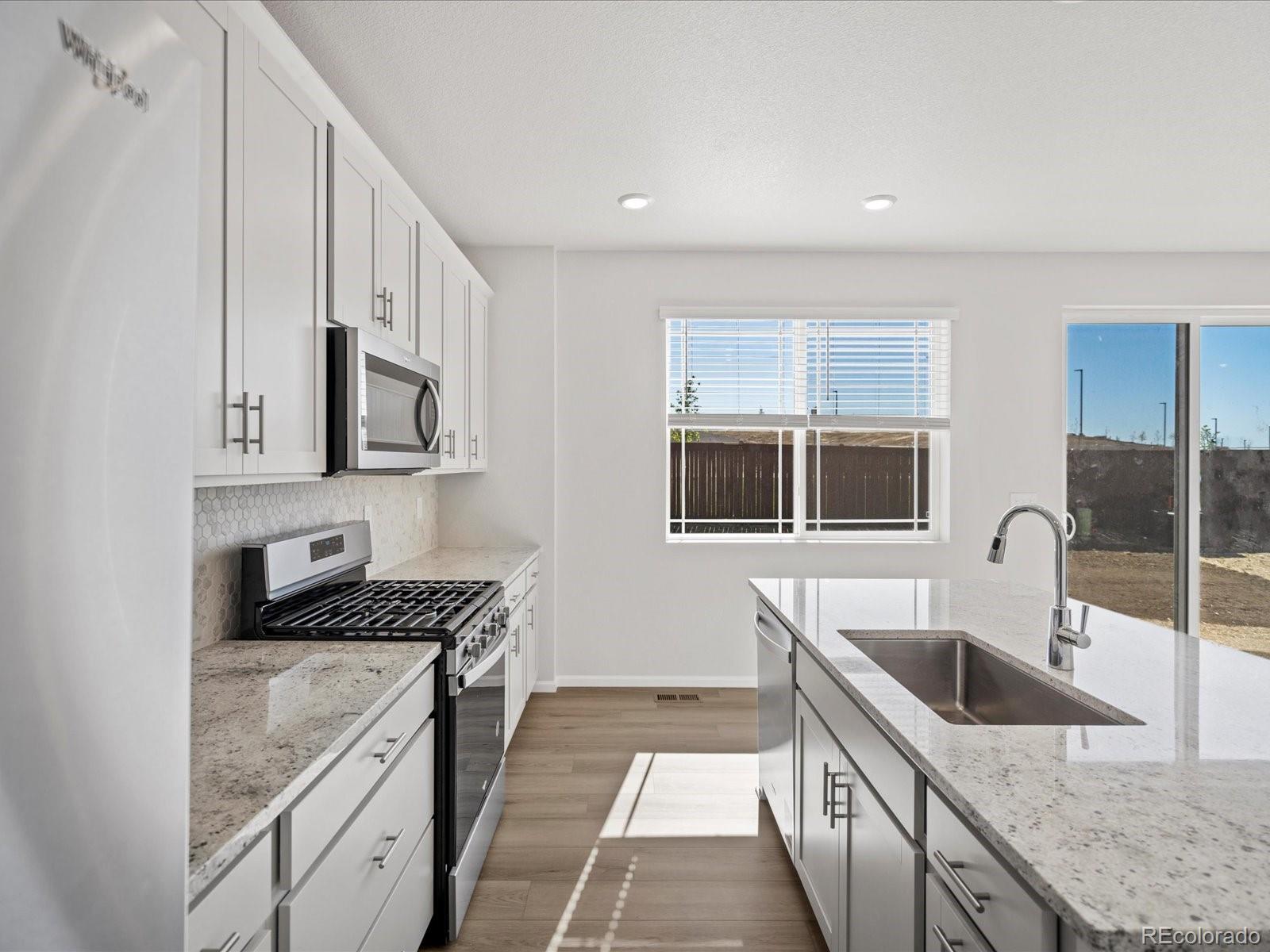 MLS Image #16 for 8850  sedalia street,commerce city, Colorado