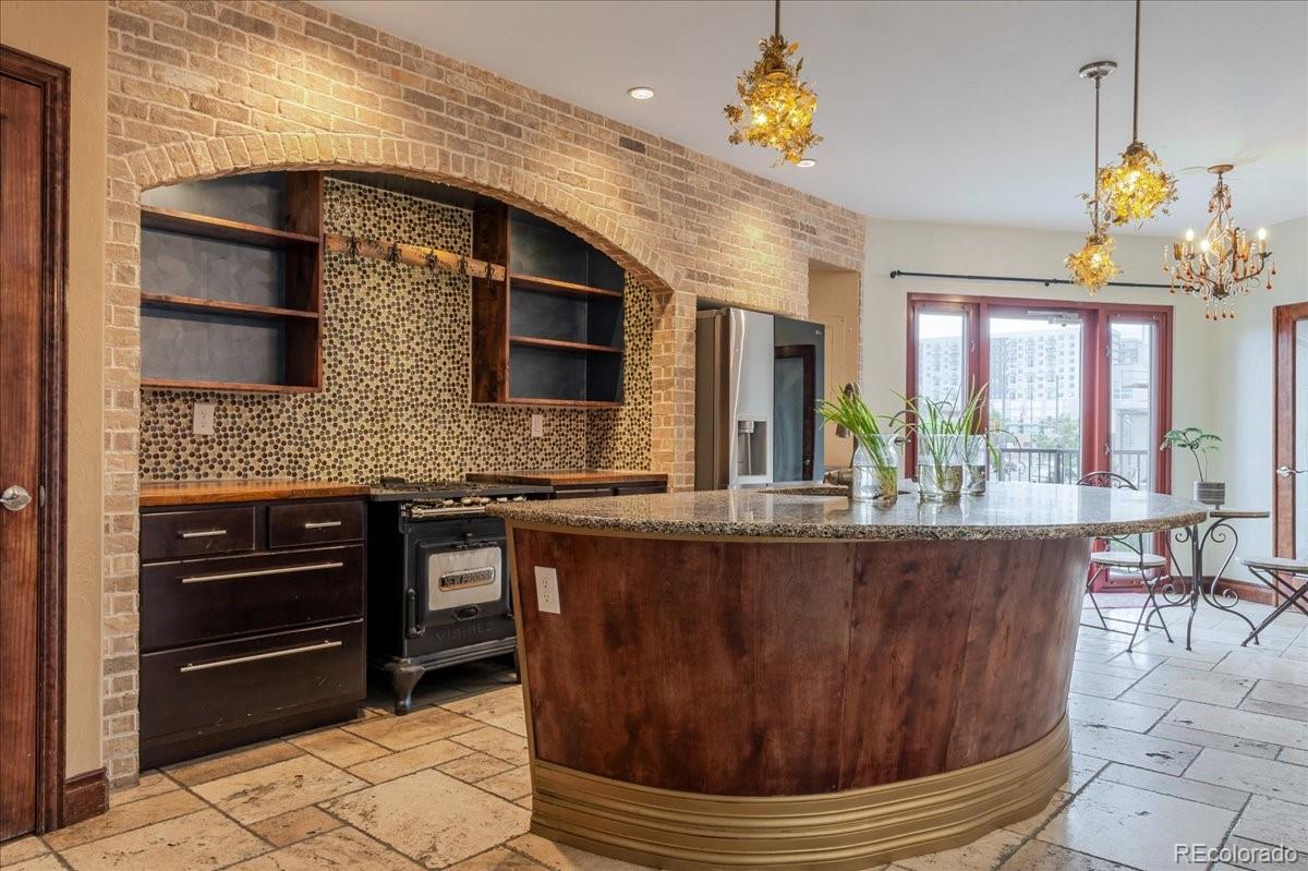 MLS Image #6 for 2150  curtis street,denver, Colorado