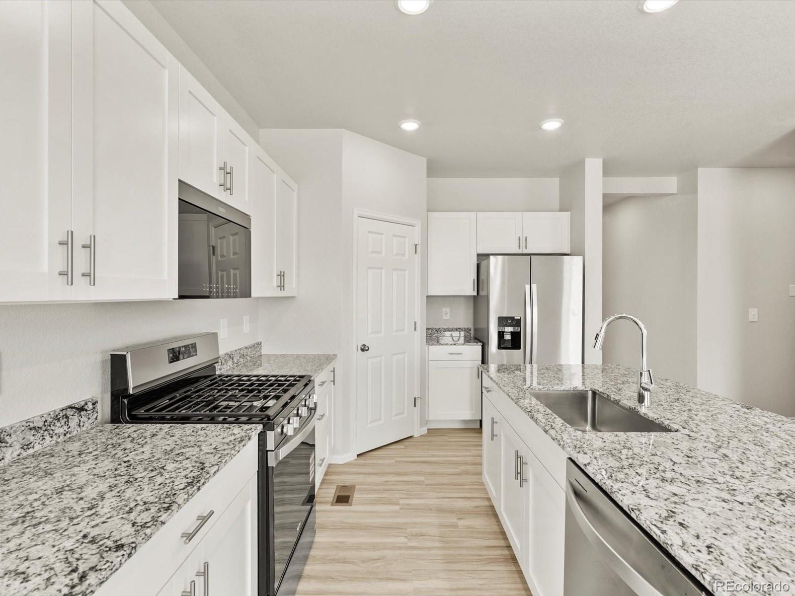 MLS Image #9 for 6068  hourglass drive,brighton, Colorado