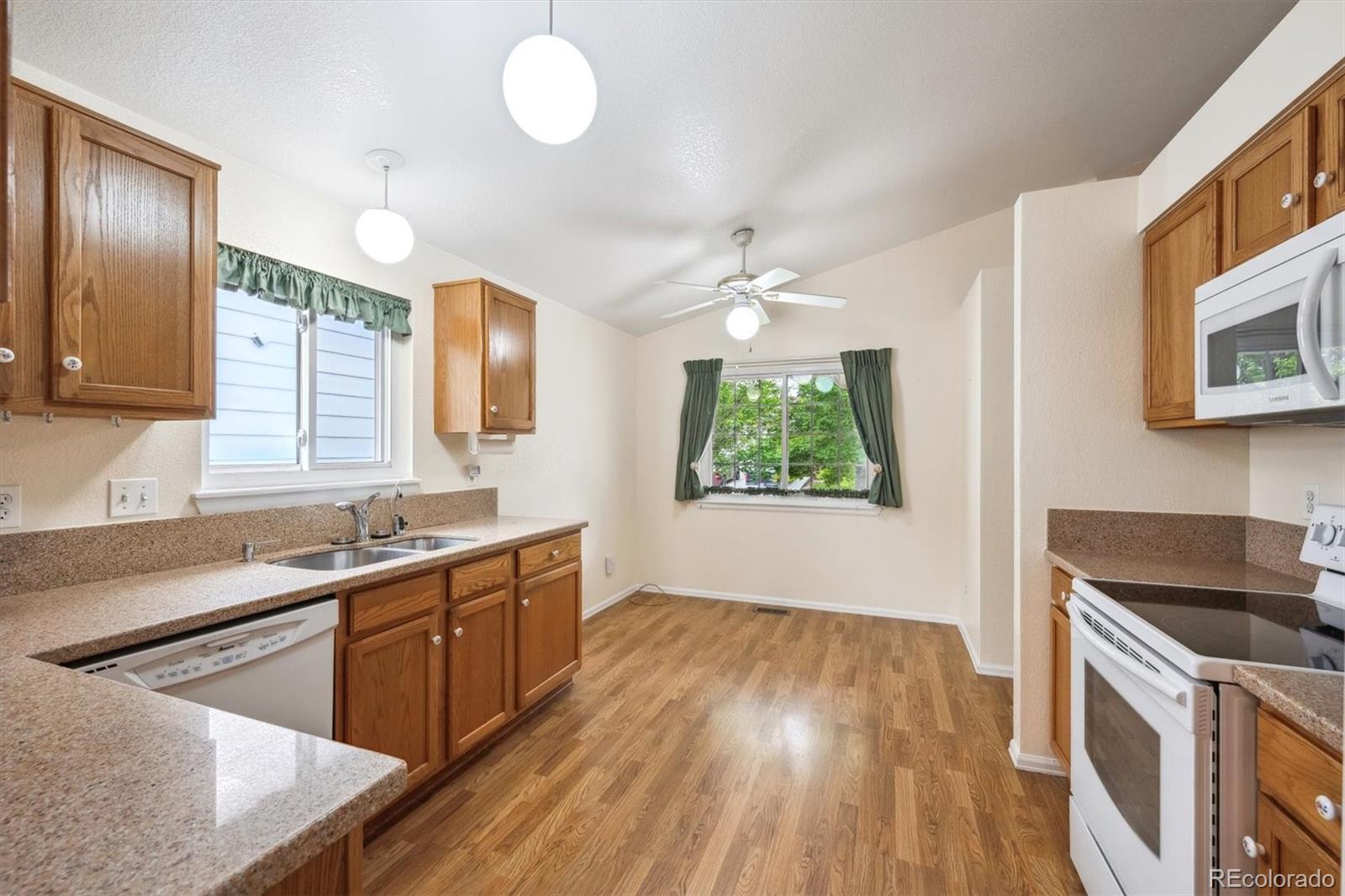 MLS Image #7 for 11418  macon street,commerce city, Colorado