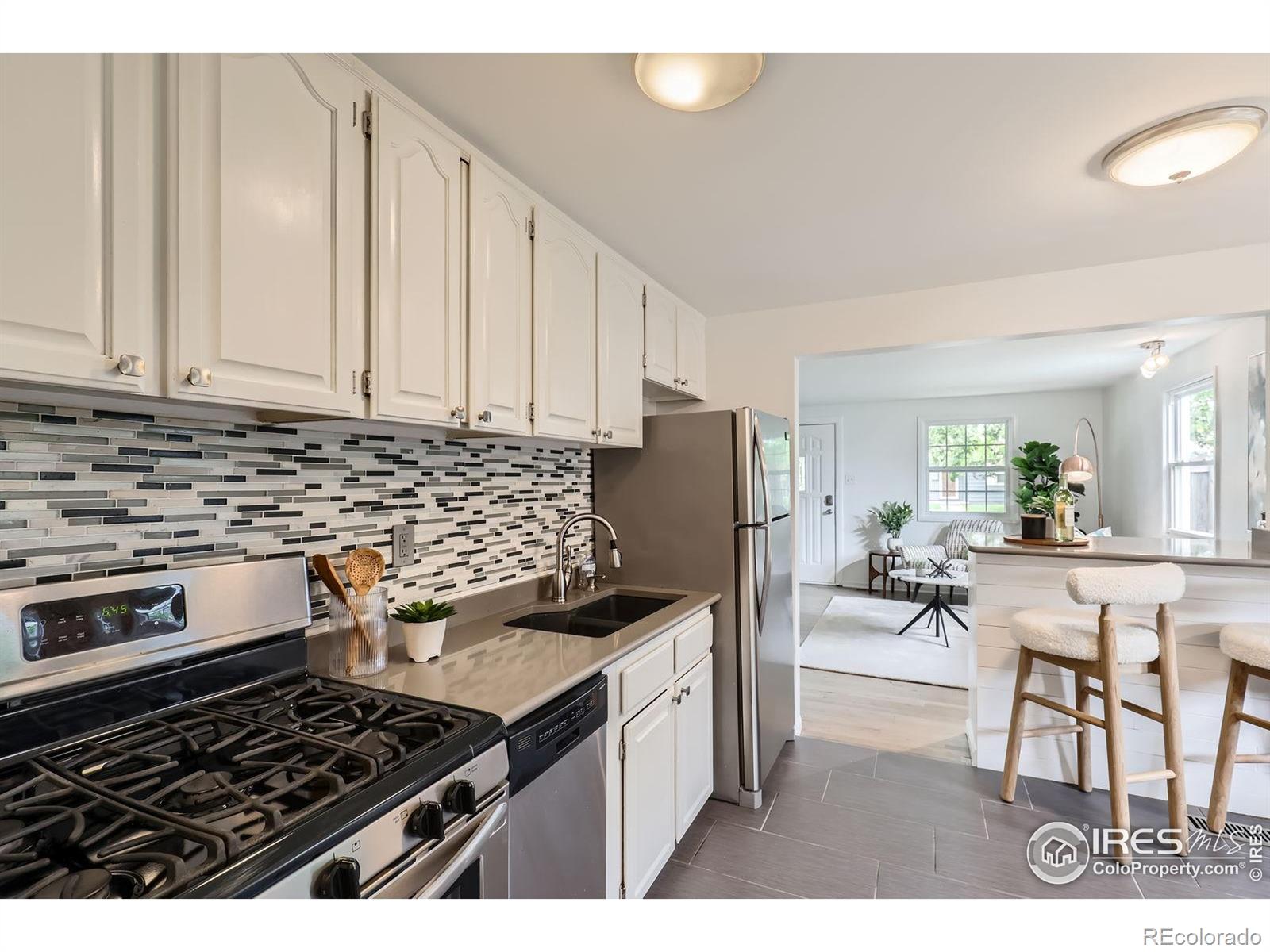 MLS Image #12 for 6825  reno drive,arvada, Colorado