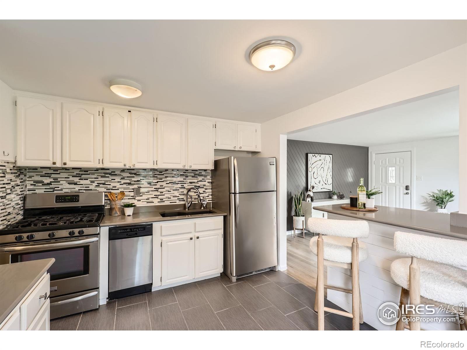 MLS Image #8 for 6825  reno drive,arvada, Colorado