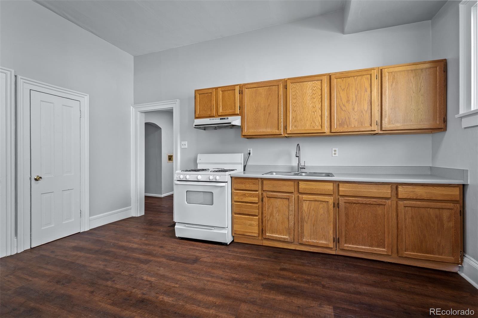 MLS Image #9 for 15 e dale street,colorado springs, Colorado