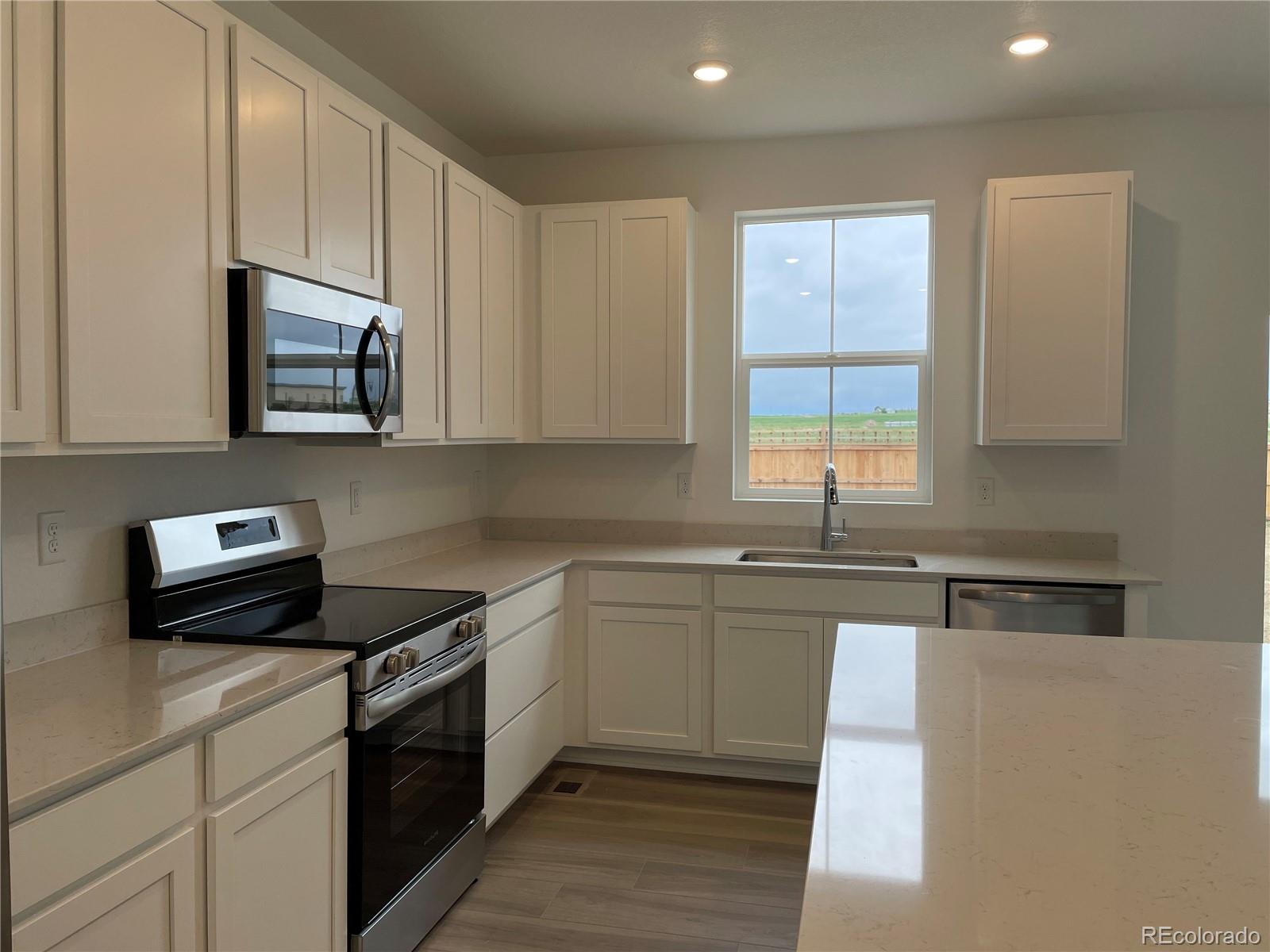 MLS Image #3 for 360  donna lane,johnstown, Colorado