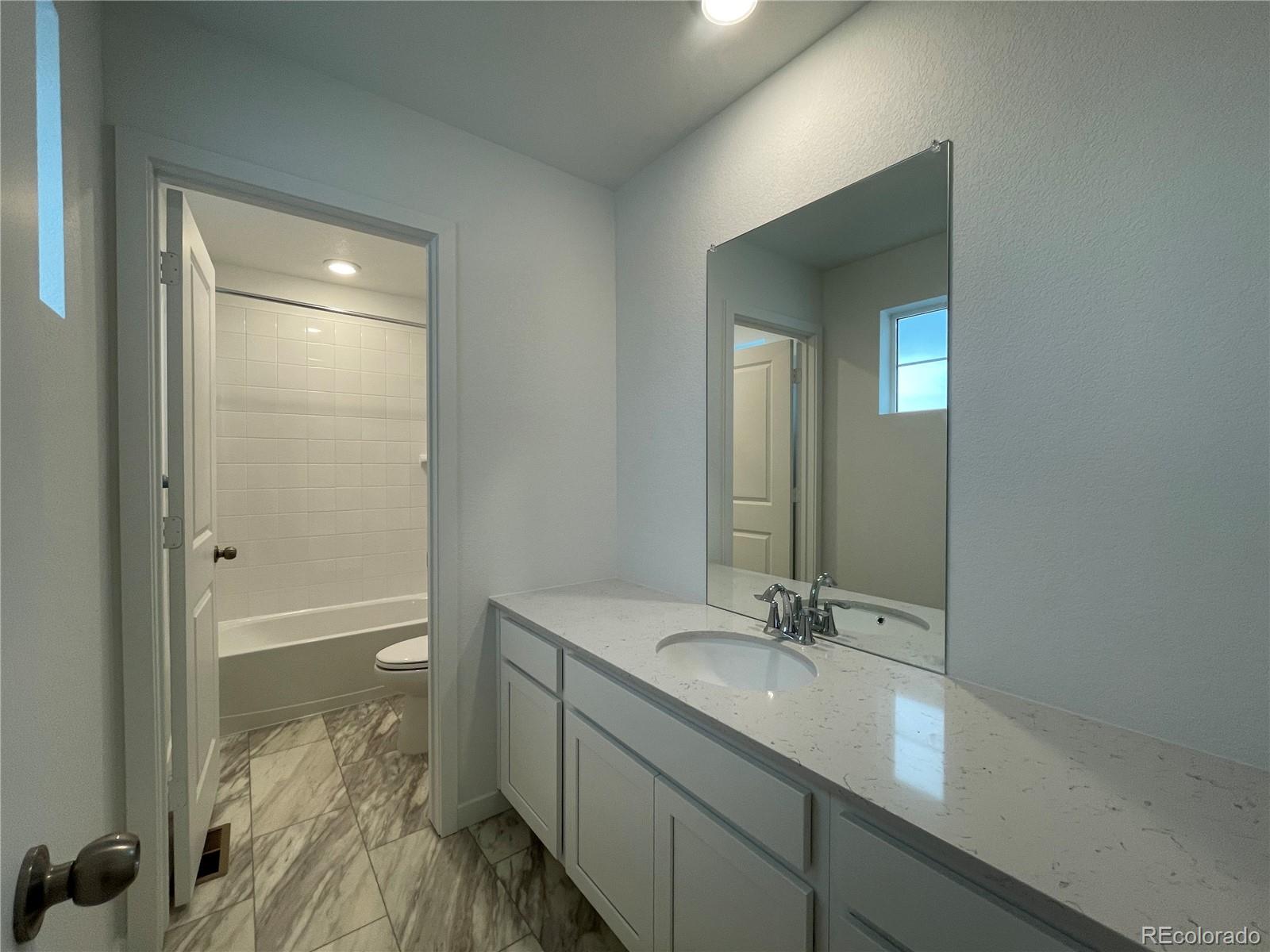 MLS Image #7 for 360  donna lane,johnstown, Colorado