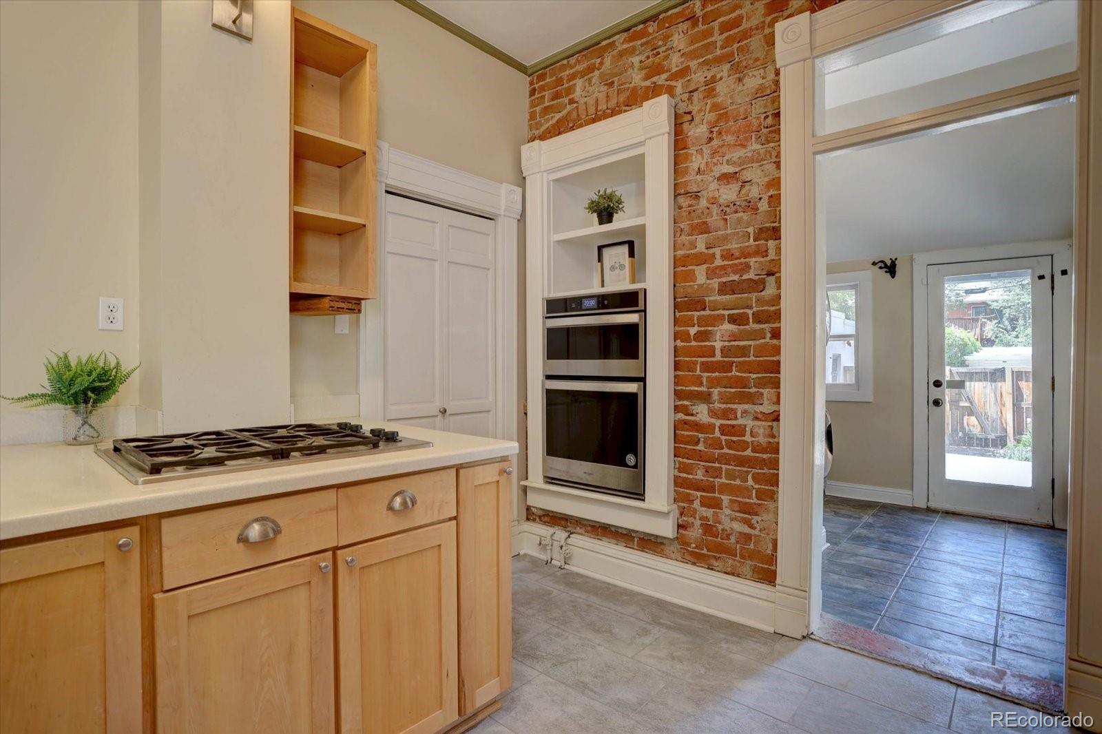 MLS Image #17 for 1315  gaylord street,denver, Colorado