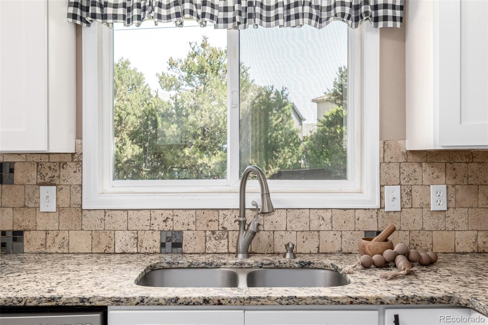 MLS Image #16 for 6062 s newport street,centennial, Colorado