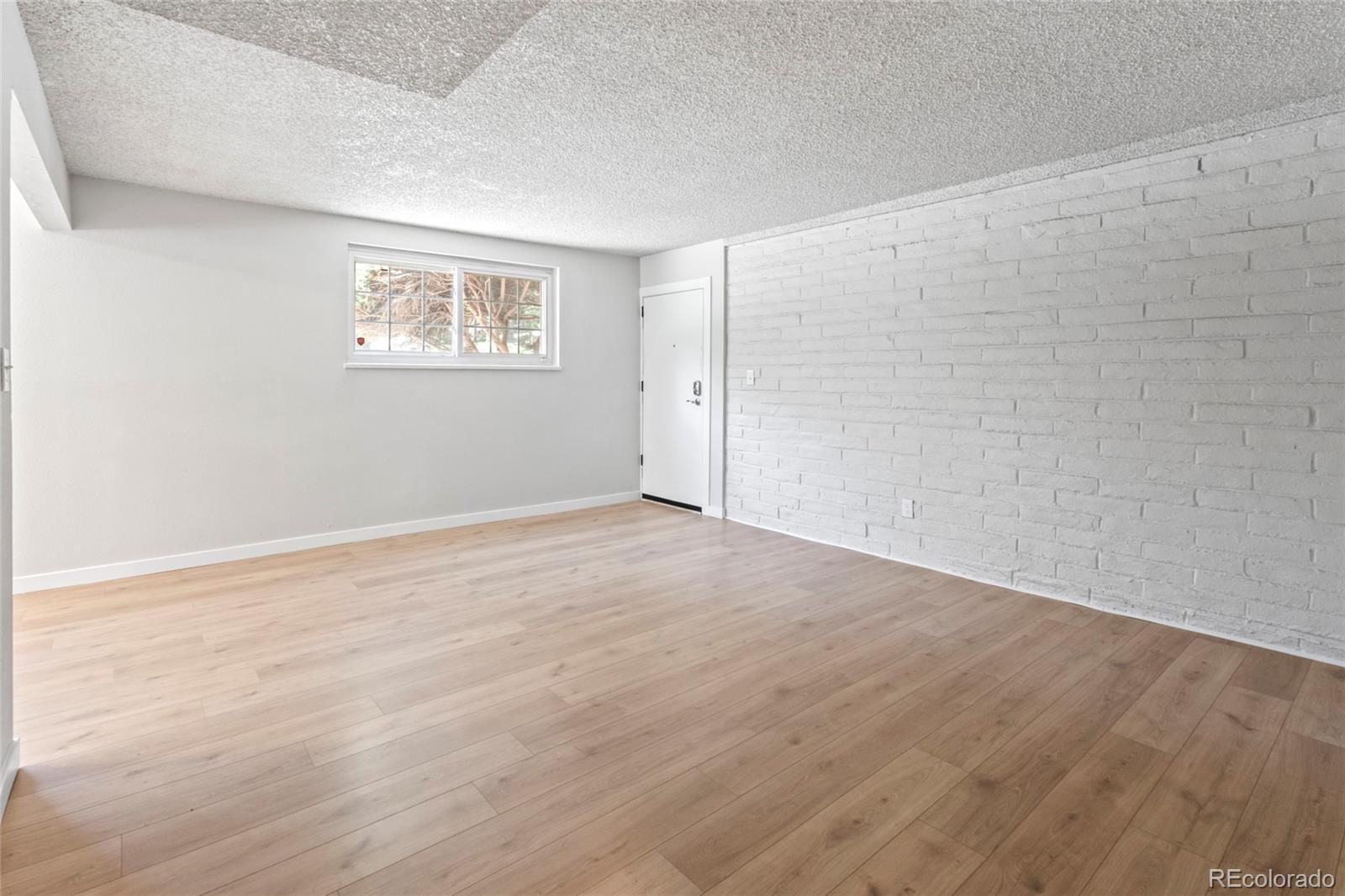 MLS Image #4 for 6800 e tennessee avenue,denver, Colorado