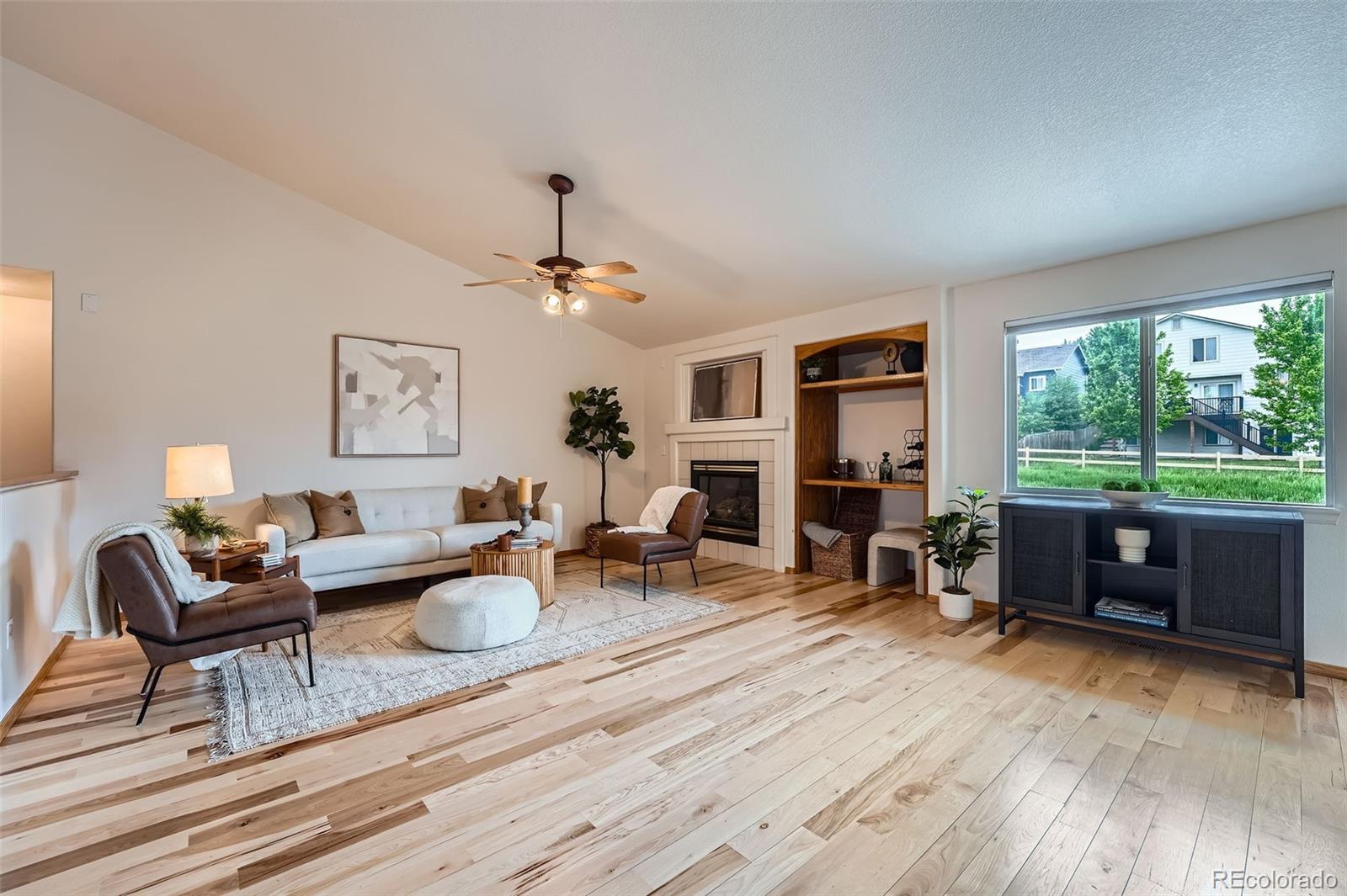 MLS Image #2 for 5394 s valdai way,aurora, Colorado