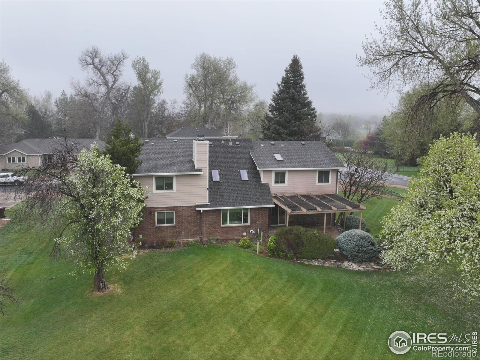 MLS Image #3 for 7505  estate circle,niwot, Colorado