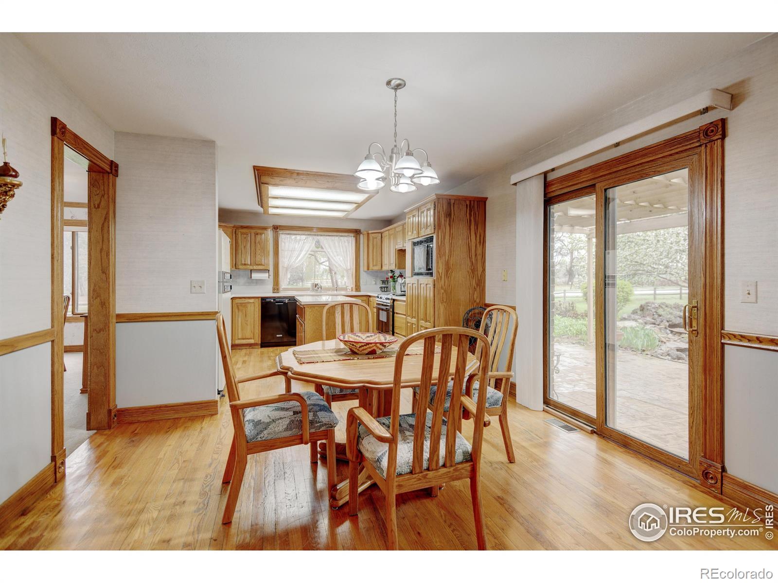 MLS Image #9 for 7505  estate circle,niwot, Colorado