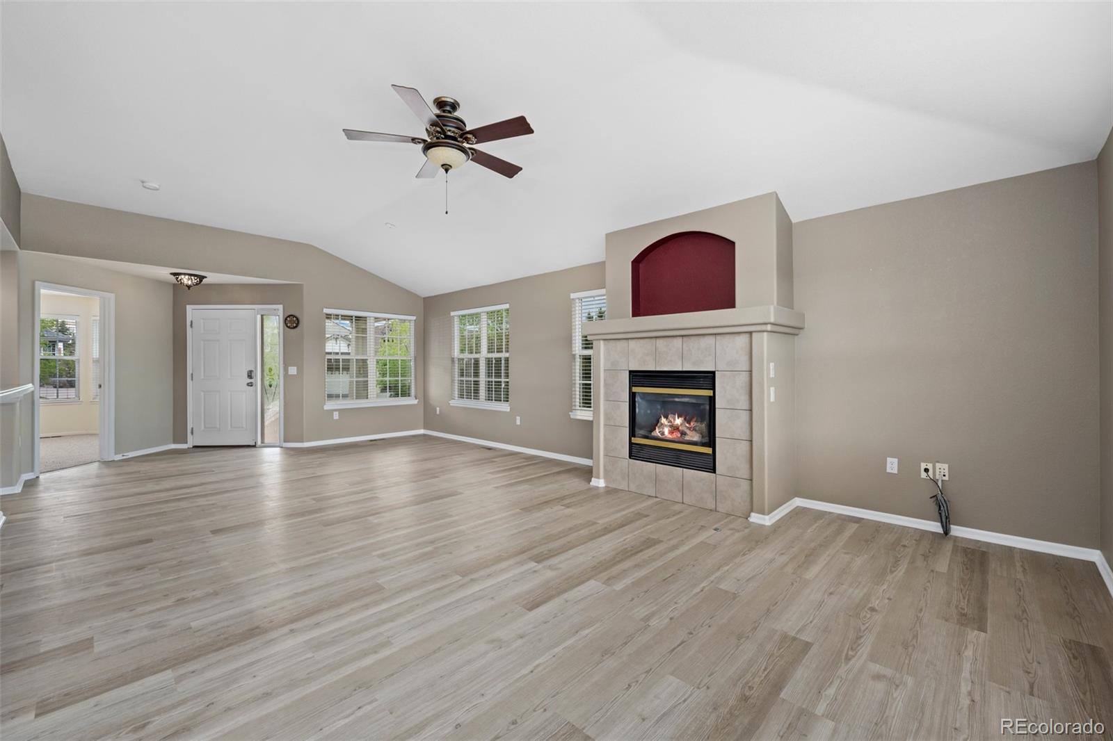 MLS Image #5 for 8258 s sicily court,aurora, Colorado