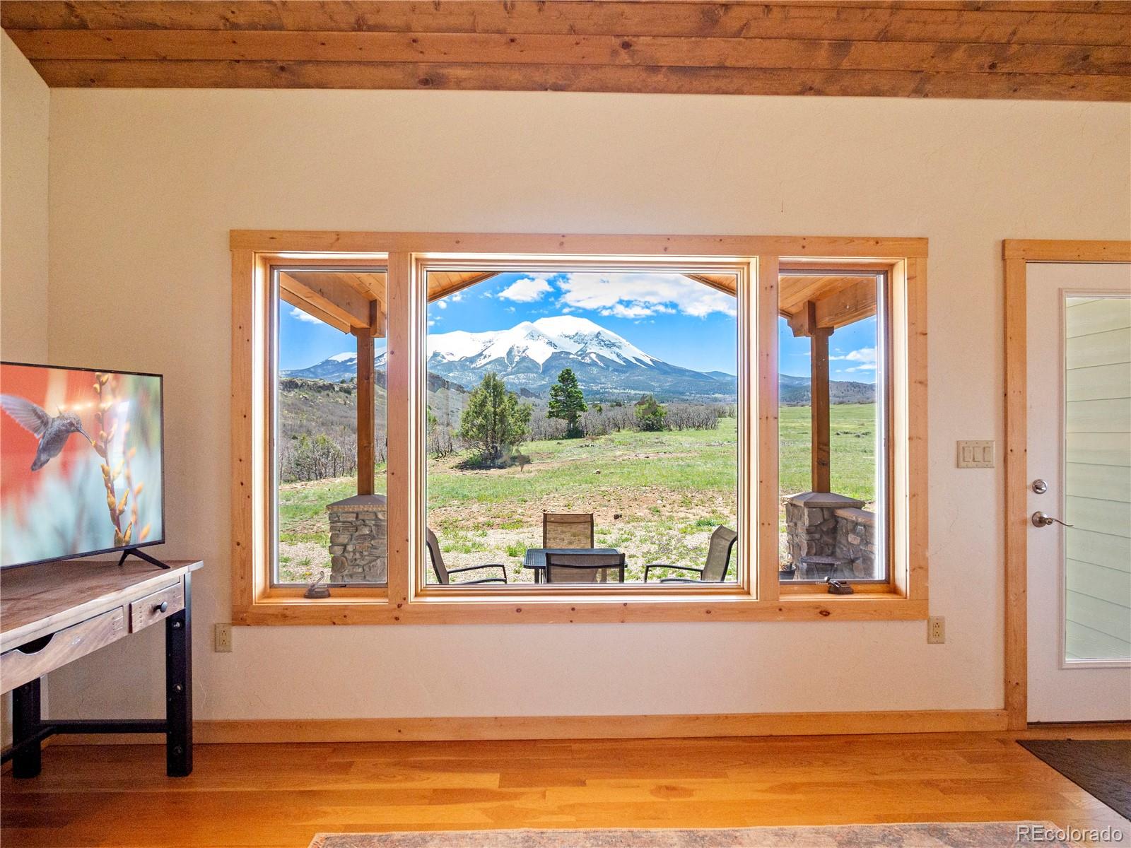 MLS Image #15 for 741  big wall lane,la veta, Colorado