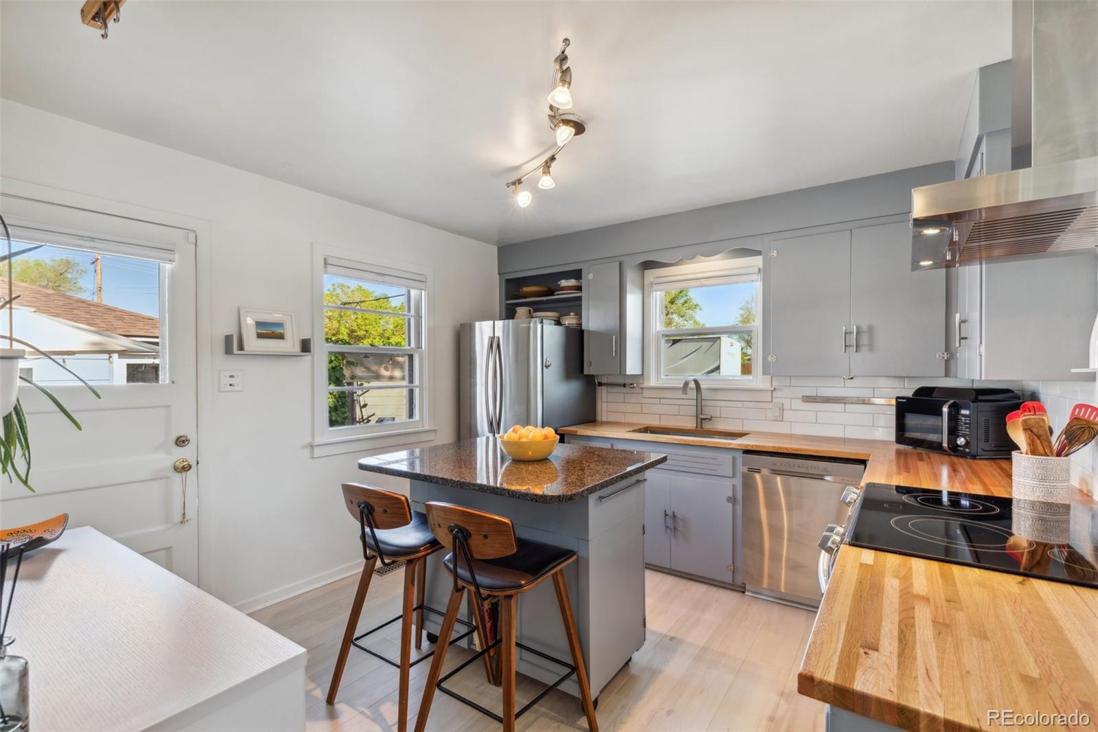 MLS Image #6 for 2430 n tejon street,colorado springs, Colorado