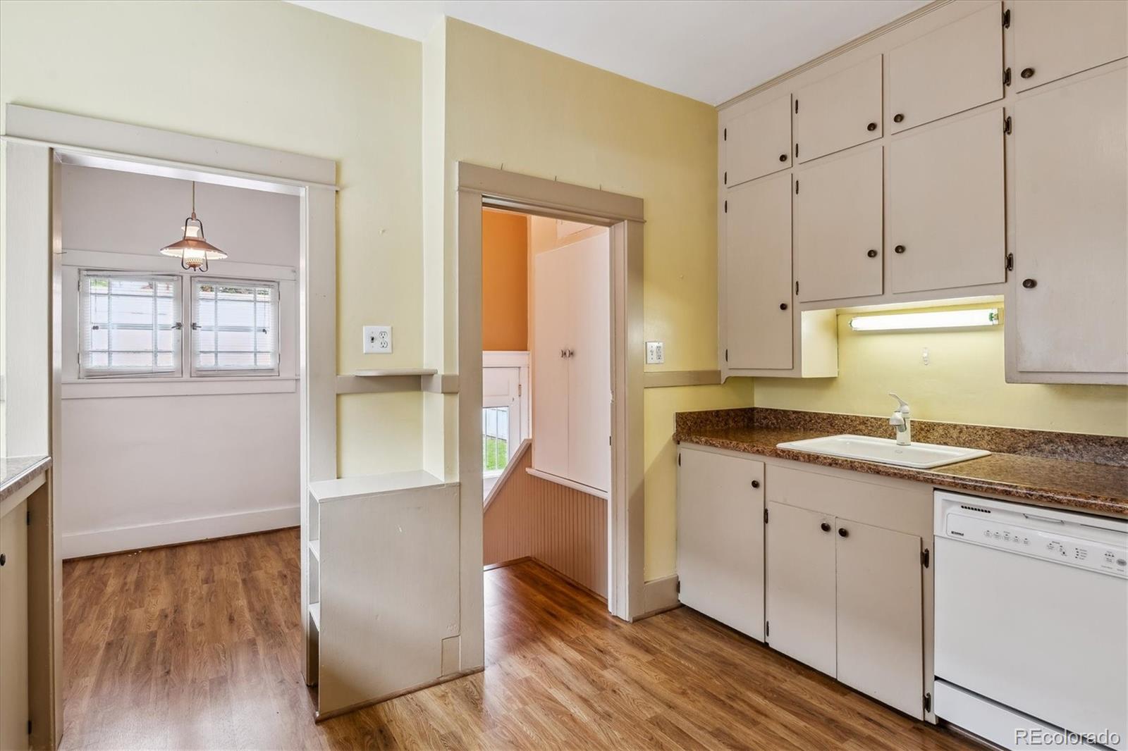 MLS Image #16 for 869 s williams street,denver, Colorado