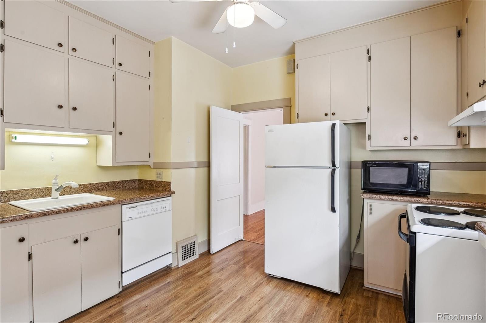 MLS Image #17 for 869 s williams street,denver, Colorado