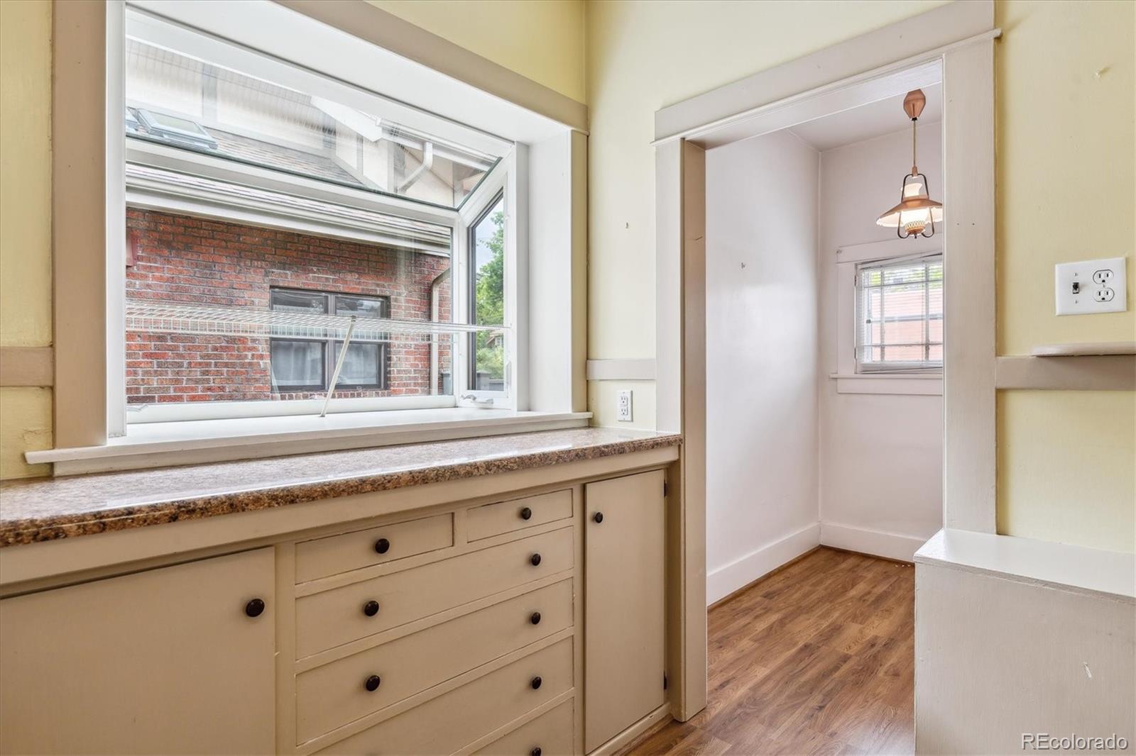 MLS Image #19 for 869 s williams street,denver, Colorado