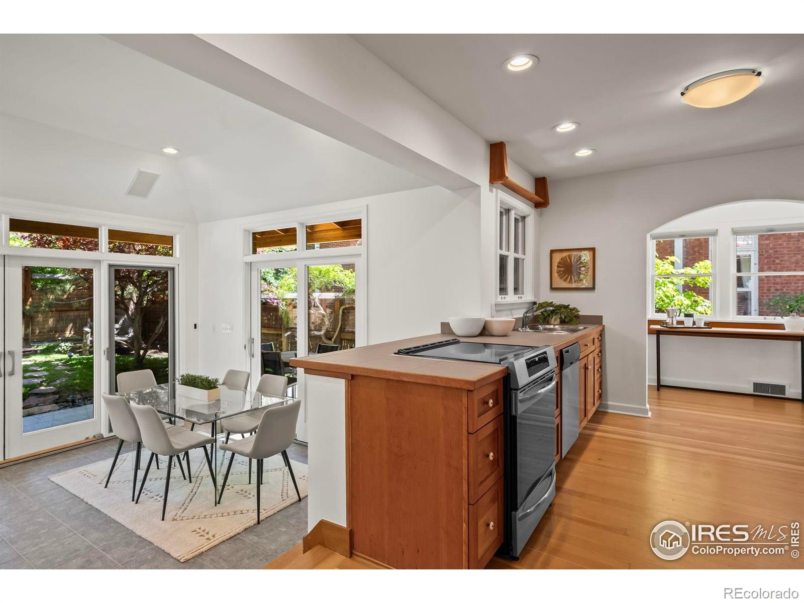 MLS Image #12 for 1035  spruce street,boulder, Colorado