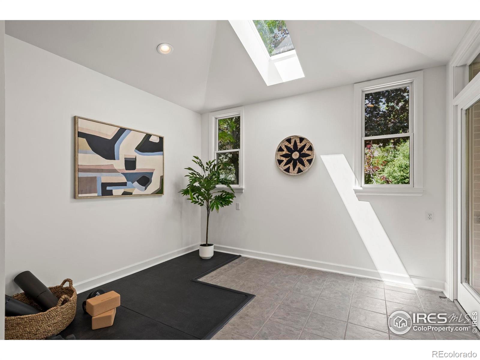 MLS Image #15 for 1035  spruce street,boulder, Colorado