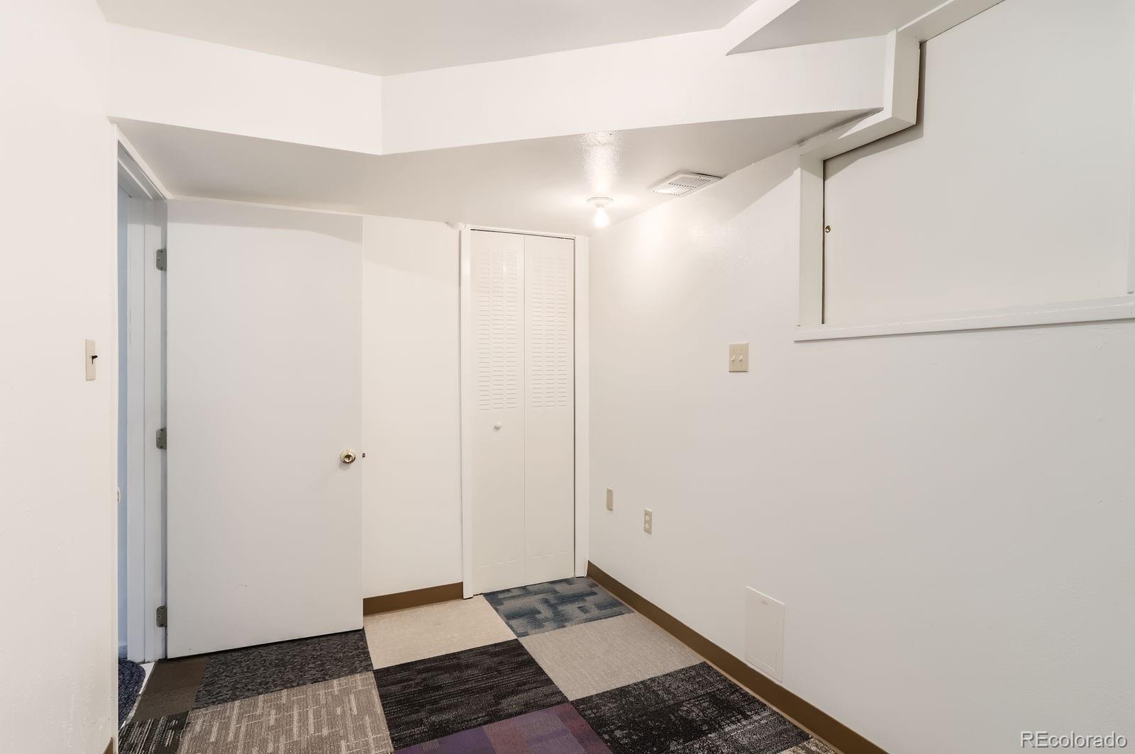 MLS Image #18 for 2310  squires court,longmont, Colorado