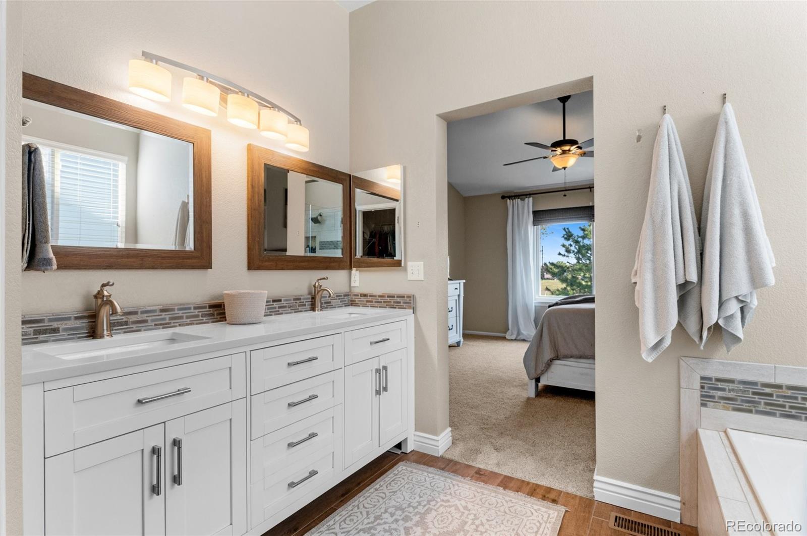 MLS Image #17 for 8864 s field court,littleton, Colorado