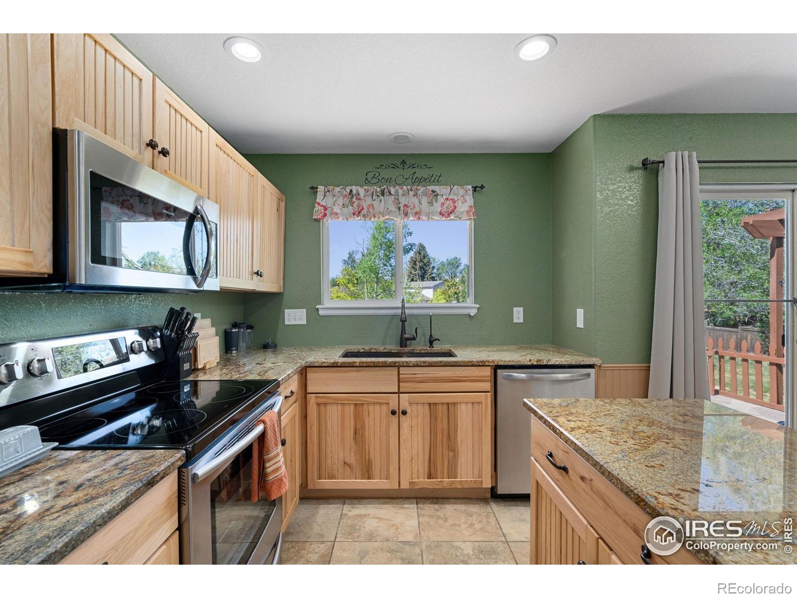 MLS Image #6 for 1658  box prairie circle,loveland, Colorado