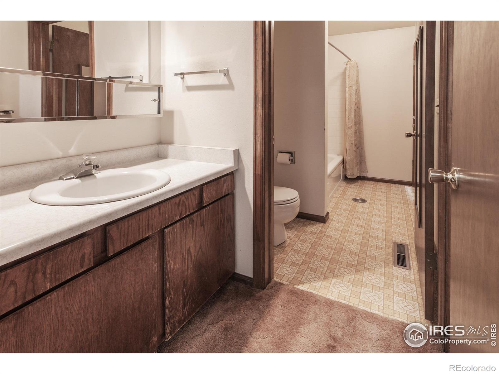 MLS Image #12 for 618  morsman drive,fort collins, Colorado