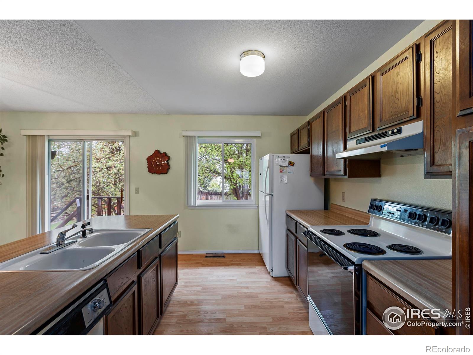 MLS Image #9 for 418  guillemont street,fort collins, Colorado