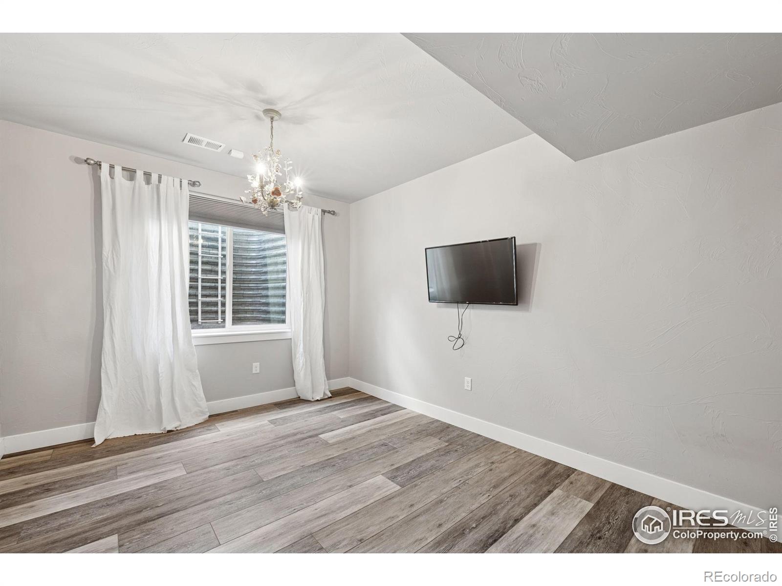 MLS Image #34 for 1948  tidewater lane,windsor, Colorado