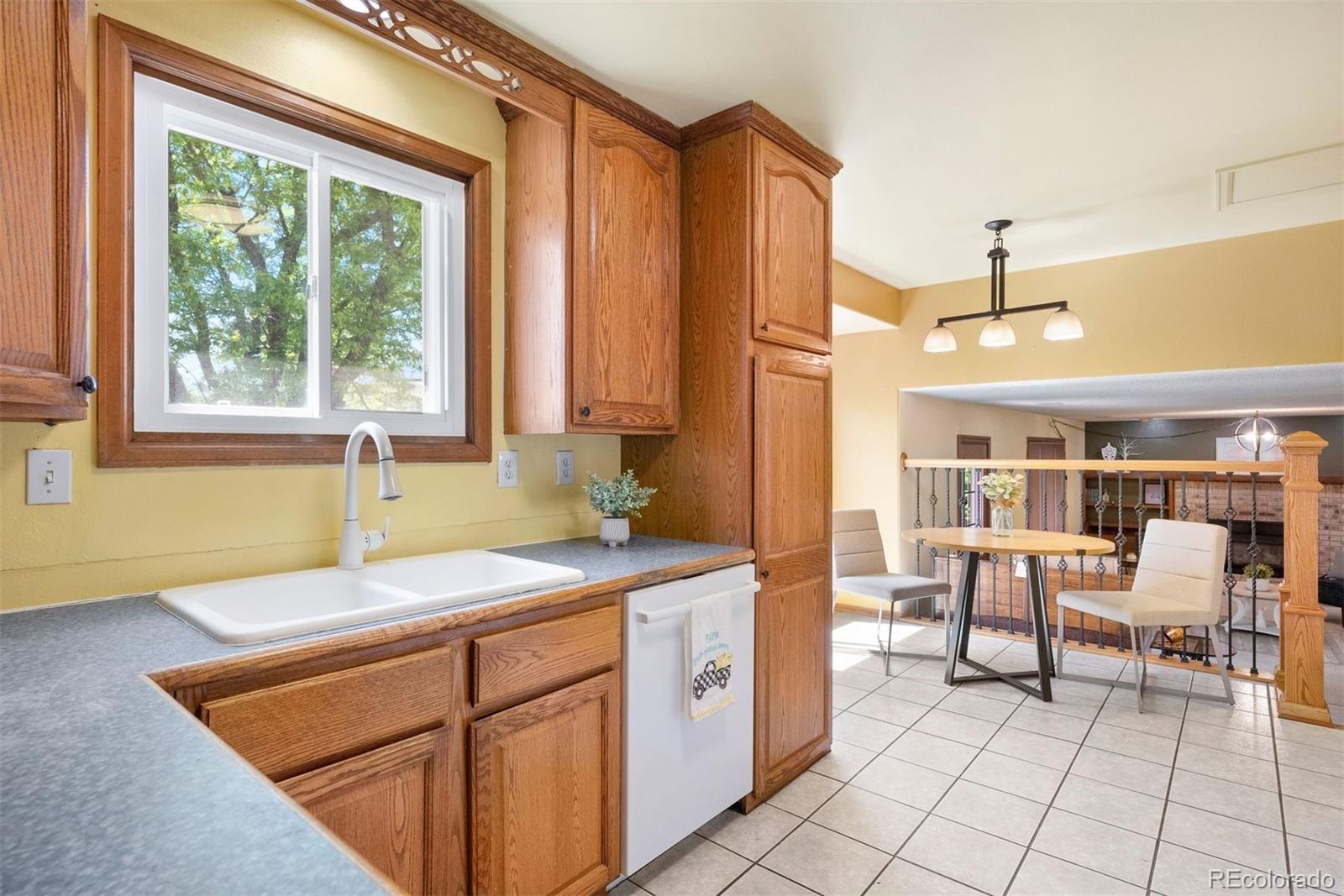 MLS Image #11 for 11530  elm court,thornton, Colorado
