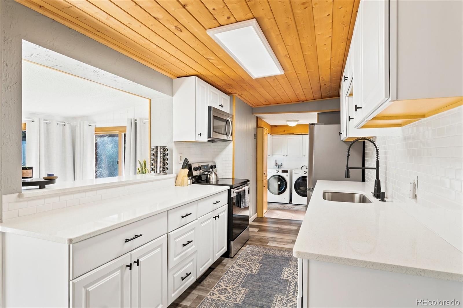 MLS Image #15 for 470  bear creek road,colorado springs, Colorado
