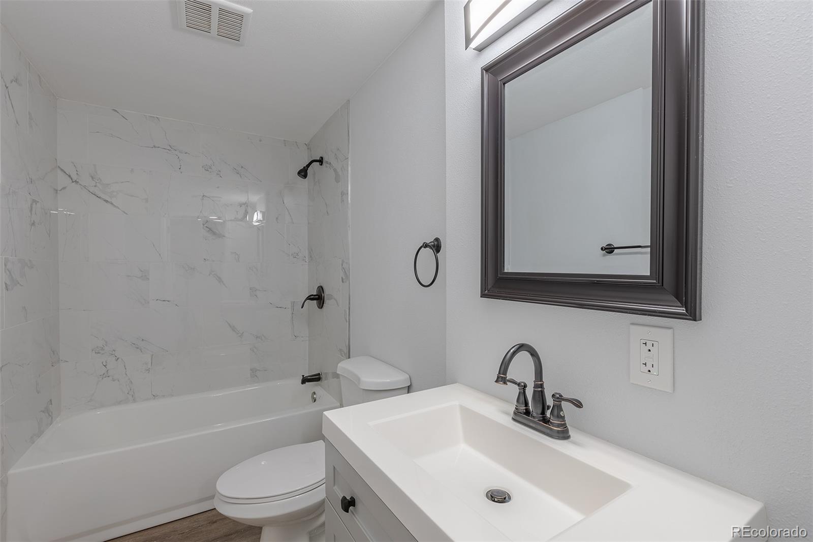 MLS Image #23 for 8780 e yale avenue c,denver, Colorado